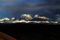 黑石山