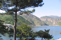 燕塞湖
