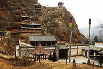 峡群寺森林公园