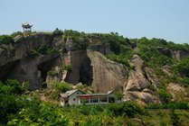 伍山石窟风景区