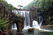 飞石岭风景区