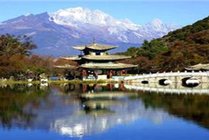 黑龙潭公园