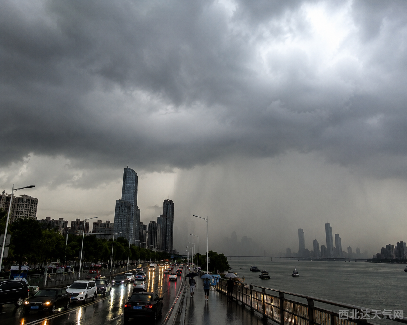 强降雨带北抬至长江中下游 北方周末降温明显